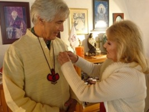 Votan riceve la Medaglia Roerich
